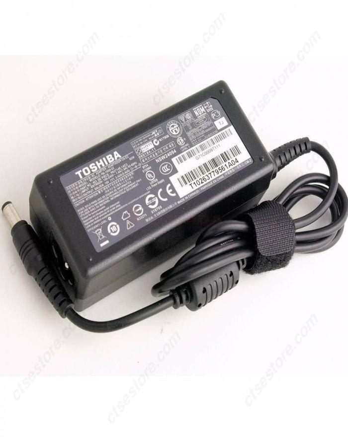 Toshiba Satellite M40 M45 M55 M60 M65 P205 U305 65W 19V 3.42A Laptop AC Adapter Charger Toshiba Satellite M40 M45 M55 M60 M65 P205 U305 65W 19V 3.42A Laptop AC Adapter Charger by gadgetsea.pk